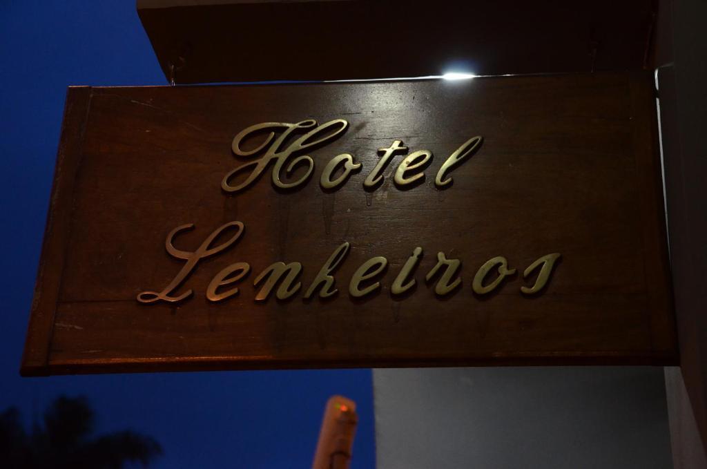 Hotel Lenheiros เซาโจเอา เดล เฮย์ ภายนอก รูปภาพ